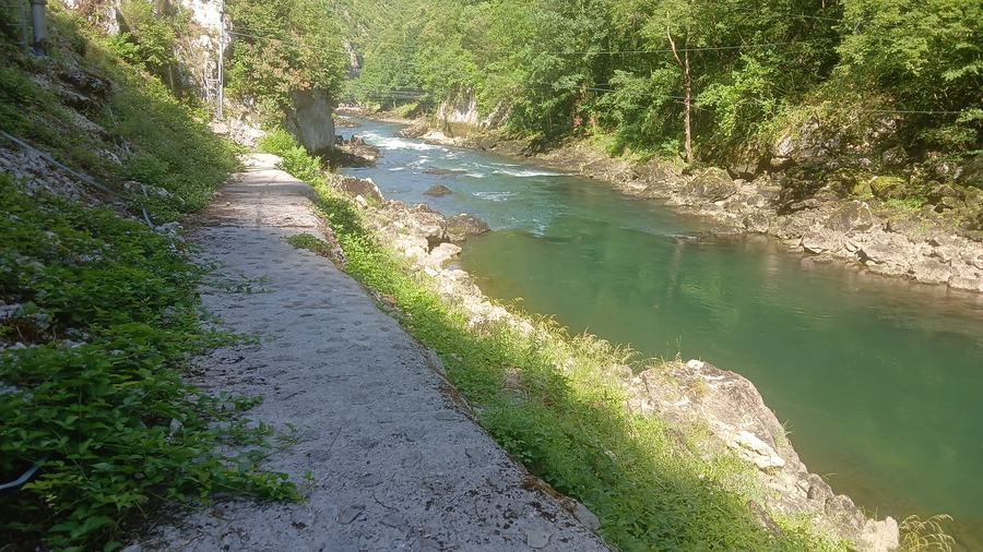 Riverside walking path leading into the Vrbas canyon towards the rapids, near Banja Luka